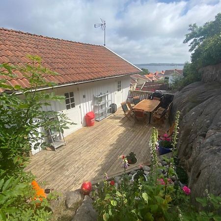 Вилла Cozy House In Central Lysekil, 4-6 Beds Экстерьер фото